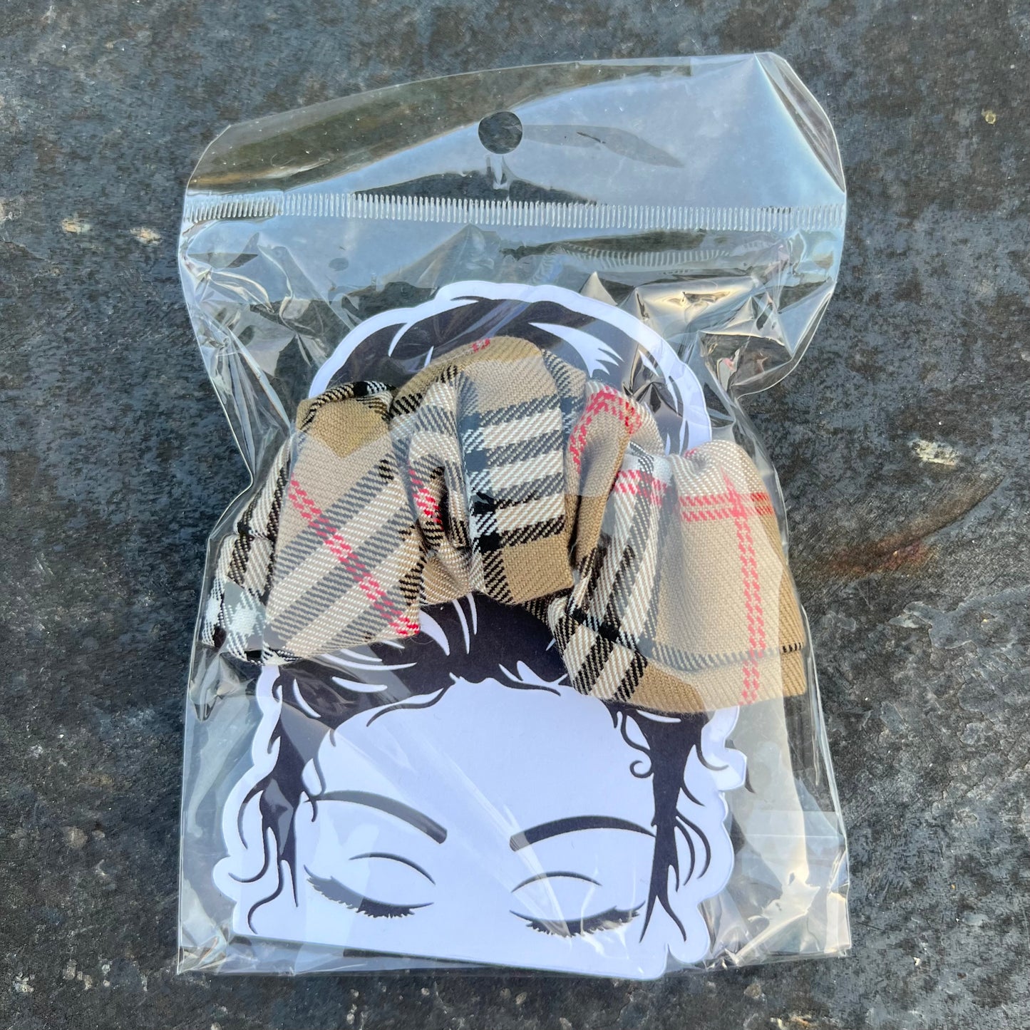 Scrunchie + Cartão Adulto